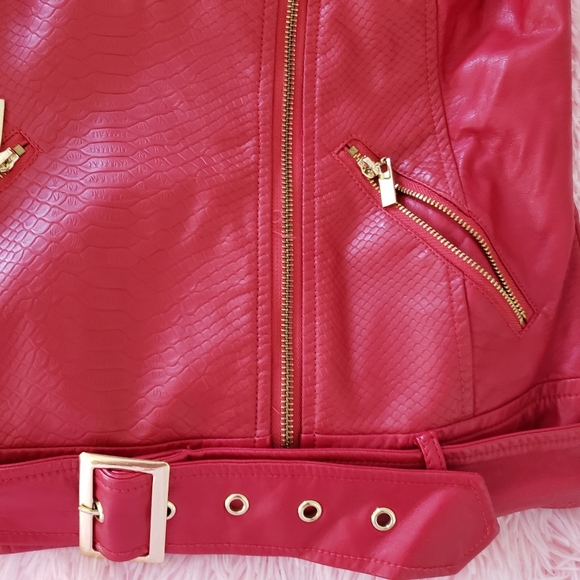 Guess Jacket - Picture 2 of 16